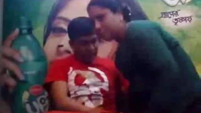 स्कीनी सेक्सी बीएफ वीडियो मूवी गर्म गोरा खुद को छूने के लिए प्यार करता है