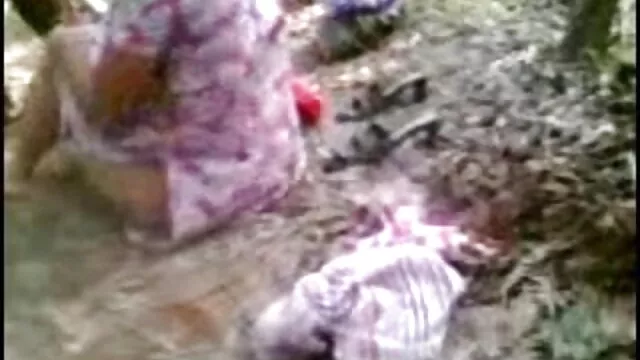 Ami मत्सुदा गर्म जापानी स्कूली छात्रा बीएफ सेक्सी मूवी वीडियो में