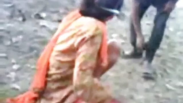 होजरी में पैरों की बीएफ सेक्सी हिंदी मूवी पूजा!