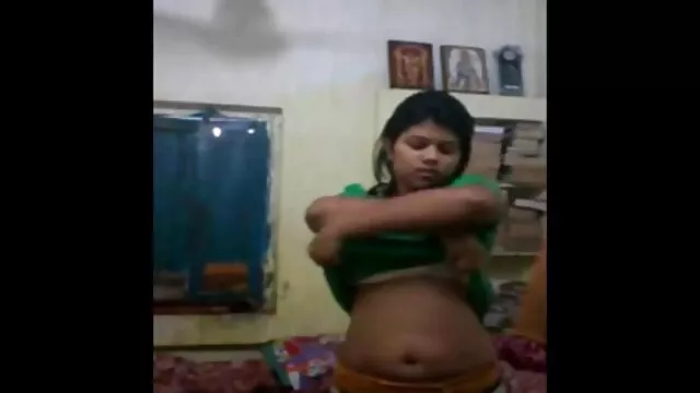 हॉट सनी लियोन की सेक्सी मूवी बीएफ बेब गड़बड़ गहरी