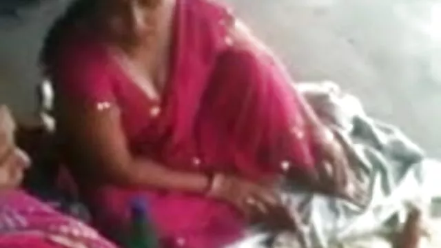 छेद के साथ किसी न किसी सेक्सी मूवी बीएफ फिल्म हो रही