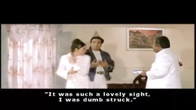 किनारा, बीएफ सेक्सी मूवी वीडियो मेरे काले मिनी पोशाक के साथ कवर किया जाता है