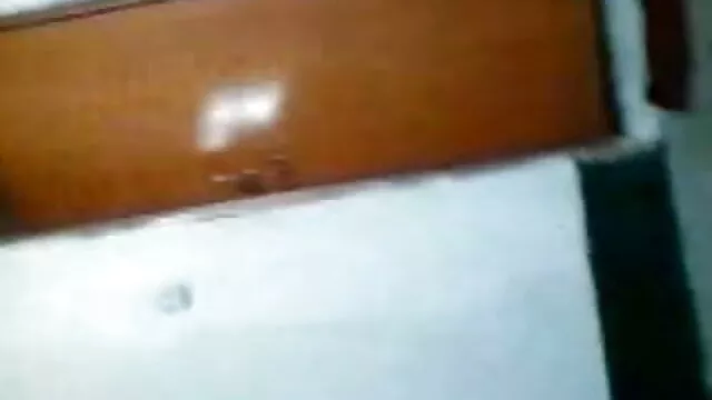 किशोर हिंदी सेक्सी बीएफ मूवी कमीने